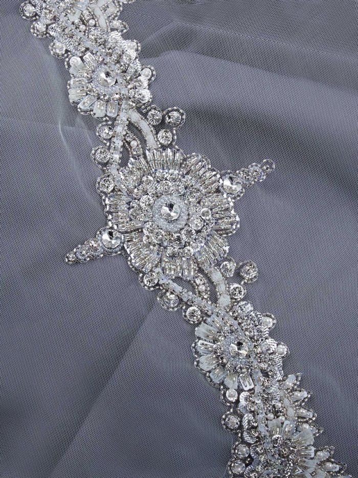 #B0853 Sophisticated Shine: Handcrafted Beaded Belt with Intricate Sequins