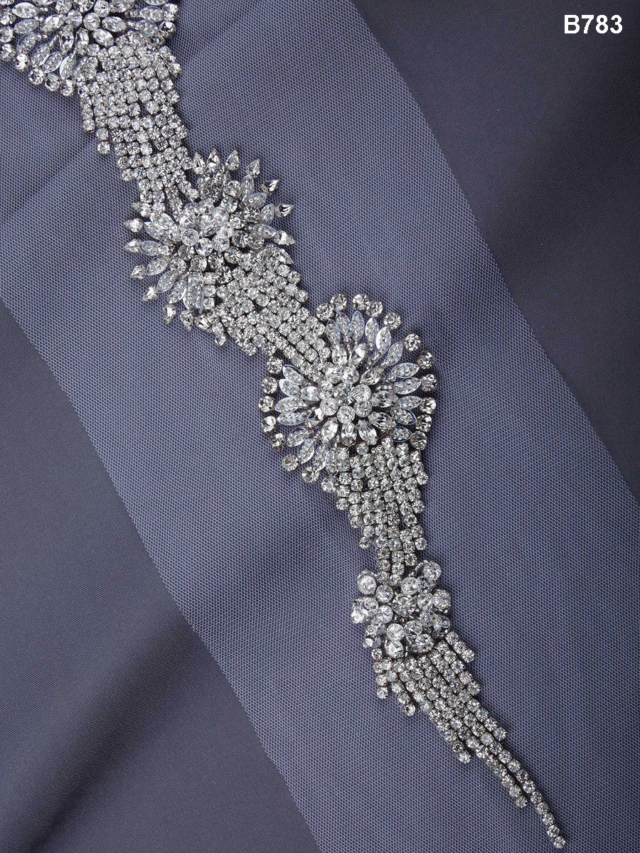 #B0783 Beaded Brilliance: Luxurious Hand Beaded Belt with Captivating Rhinestones, a Showstopper for Refined Style