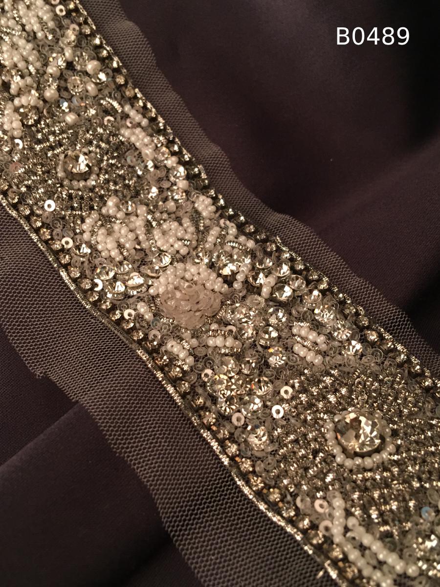 #B0489 "Exquisite Trim Abstract Design Adorned with Rhinestones, Beads, Sequins, and Pearls – A Stunning Decorative Piece for Fashion