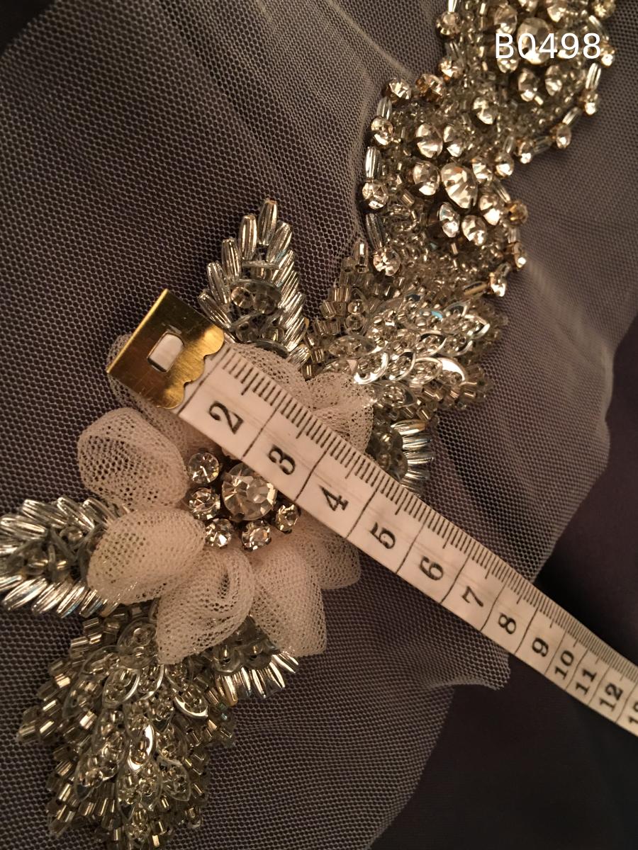 #B0498 Luxurious Gold Beaded Floral Trim with Appliques, Rhinestones, and Beads – Exquisite Decorative Accents for Fashion, Bridal