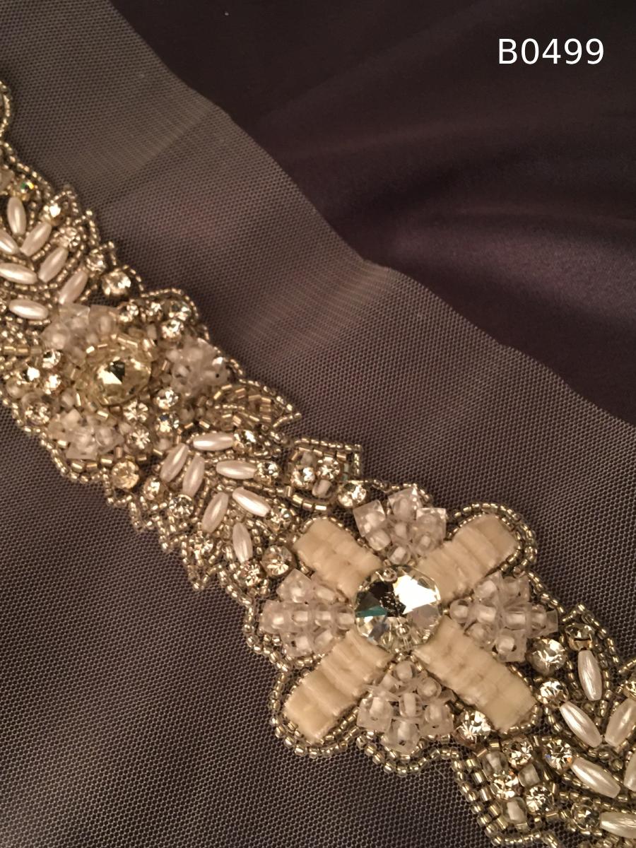 #B0499 Elegant Trim Floral Design Beading with Exotic Beads, Rhinestones, and Crystals – A Luxurious Decorative Accent for Fashion, Crafts