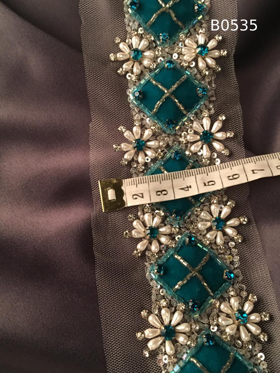 #B0535 Stunning Trim Floral Design Beaded with Rhinestones, Beads, Appliqués, and Sequins – A Beautiful Embellishment for Elegant Creations