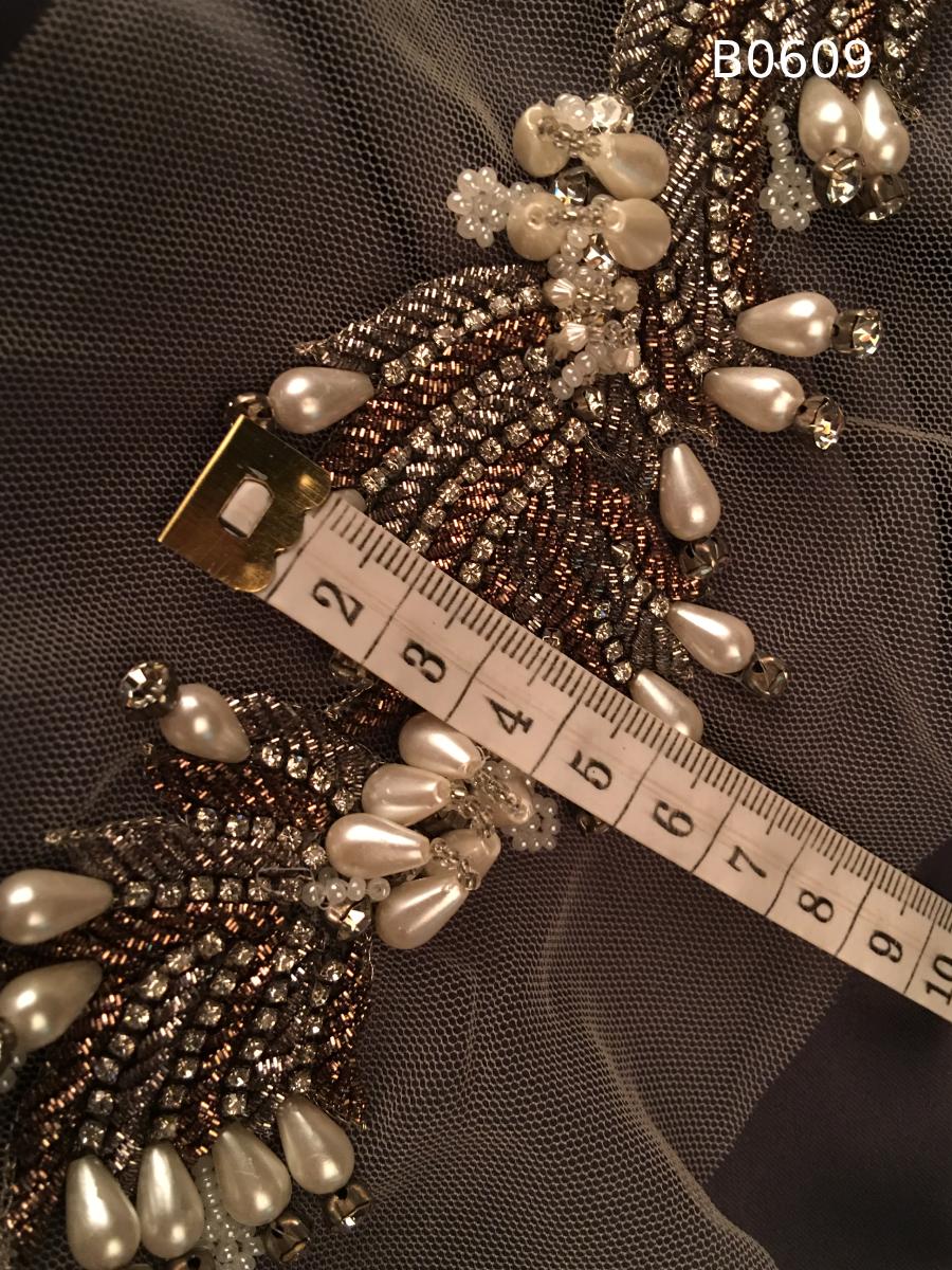 #B0609 Luxurious Abstract Design Trim Beaded with Rhinestones, Beads, and Pearls for Elegant, Dazzling Embellishments