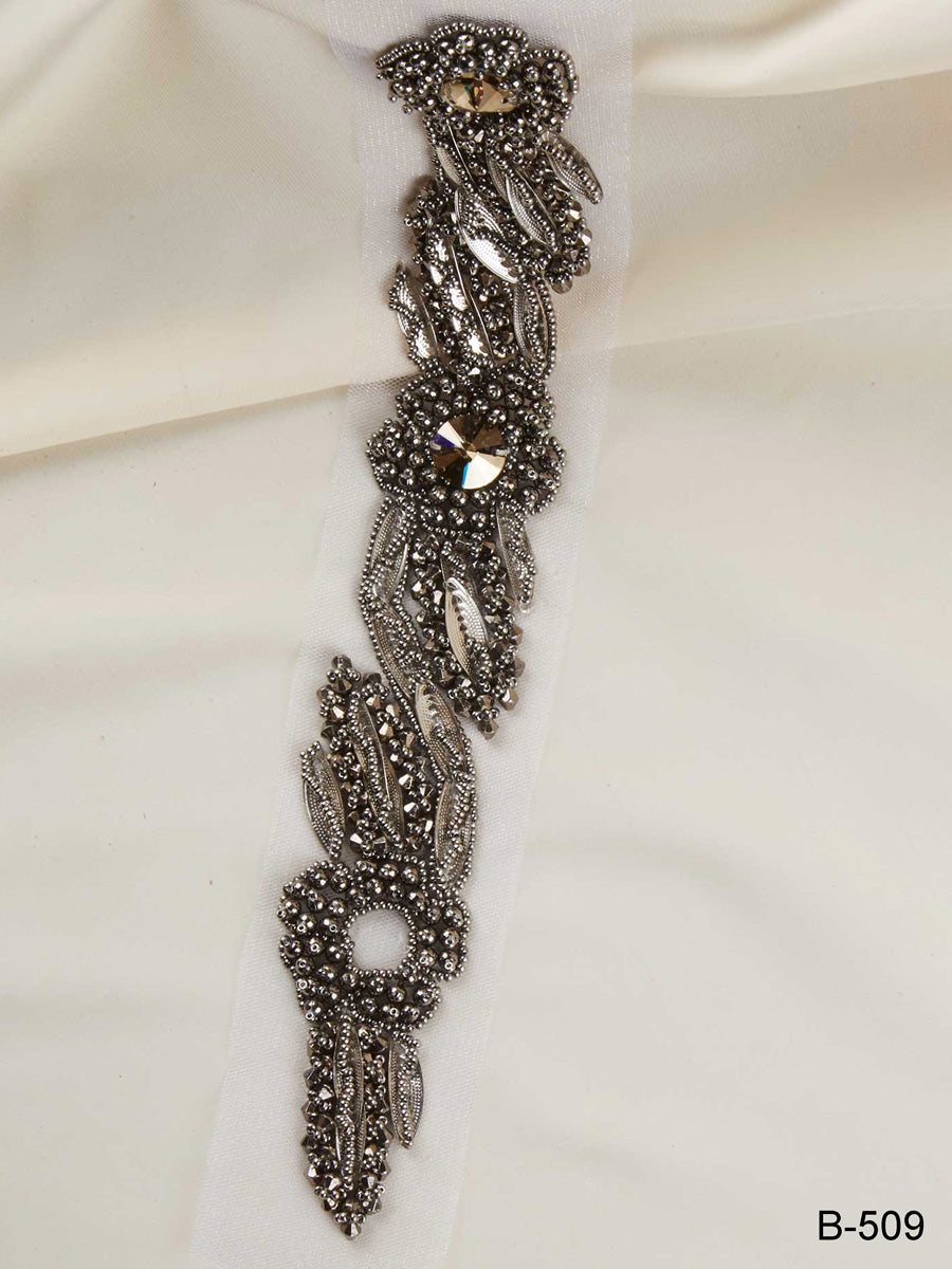 #B0509 Exquisite Artistry: Handcrafted Beaded Trim with Intricate Sequins