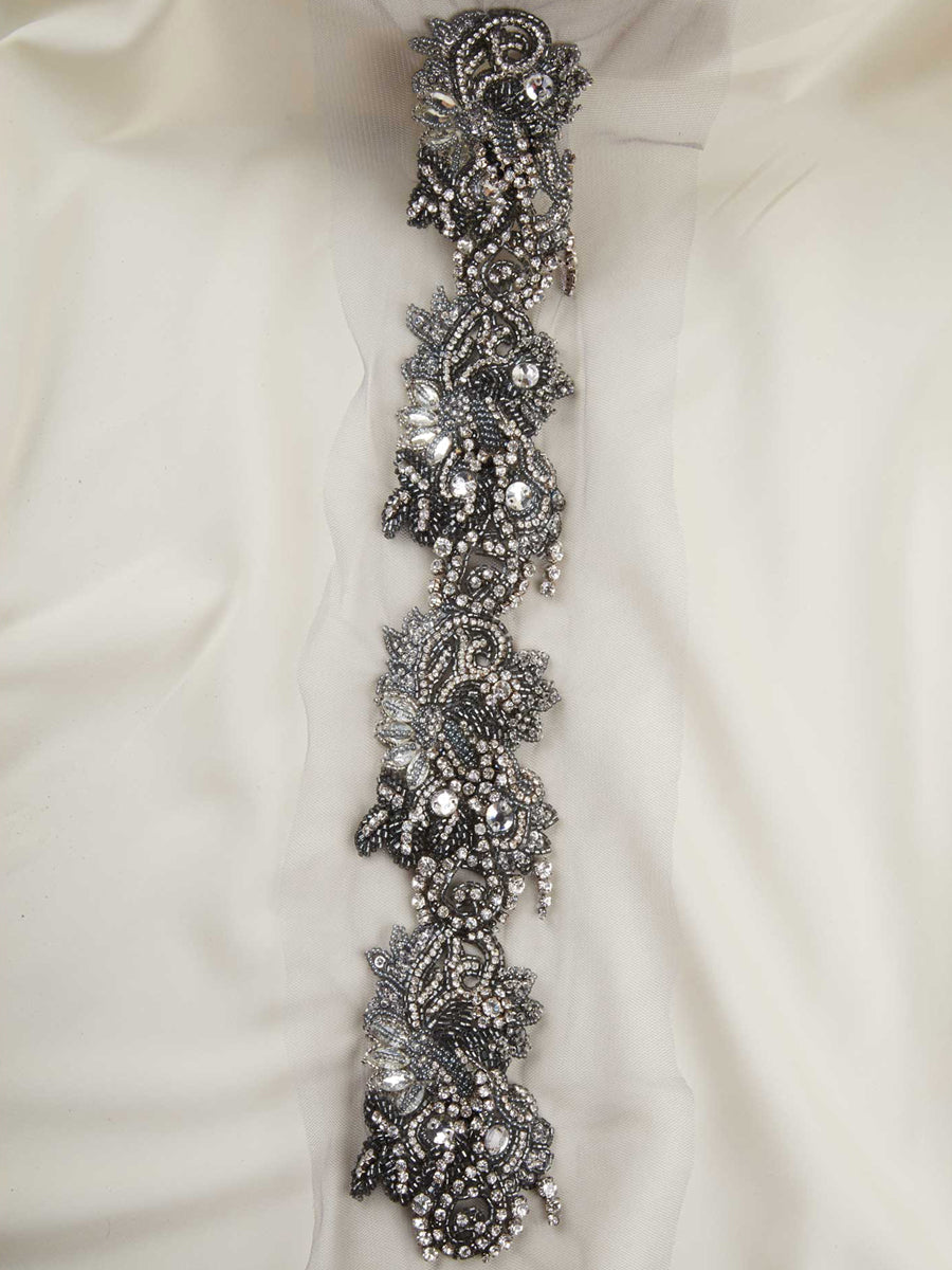 #B0788 Captivating Elegance: Handcrafted Beaded Trim with Intricate Sequins