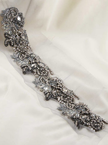 #B0788 Captivating Elegance: Handcrafted Beaded Trim with Intricate Sequins