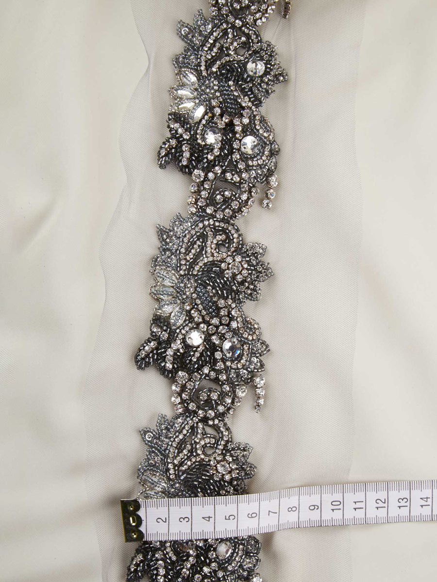 #B0788 Captivating Elegance: Handcrafted Beaded Trim with Intricate Sequins