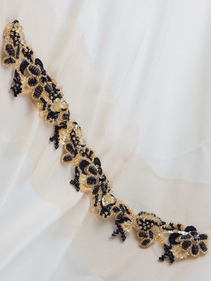 #B0905 Chic Embellishments: Handcrafted Beaded Trim with Intricate Sequins