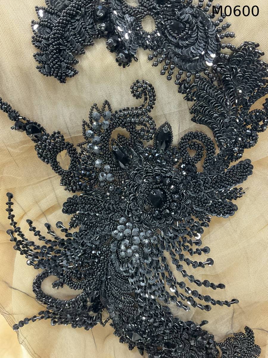 #M0600 Hand-Beaded Floral Motif with Sequins, Beads, Crystals, and Rhinestones – A Stunning Embellishment for Elegant and Luxurious Creations