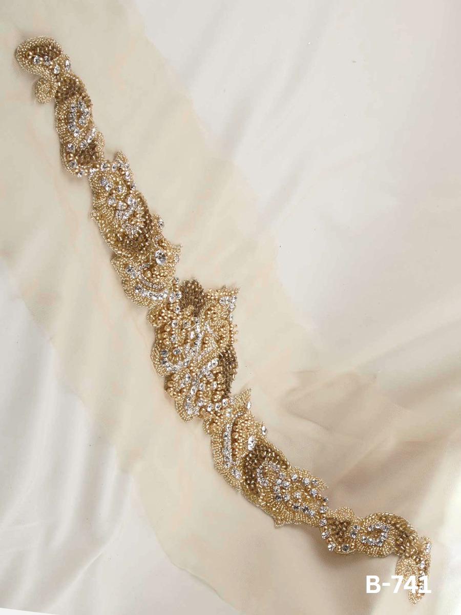 #B0741 Luxurious Hand-Beaded Belt with Multicolored Beads, Glittering Sequins, and Lustrous Rhinestones in Indian Design