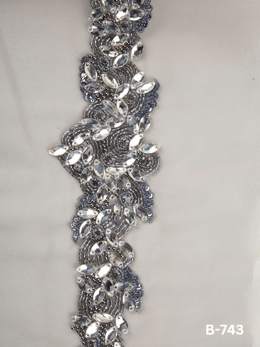 #B0743 Exquisitely Handcrafted Beaded Belt with Intricate Indian Design and Dazzling Rhinestones